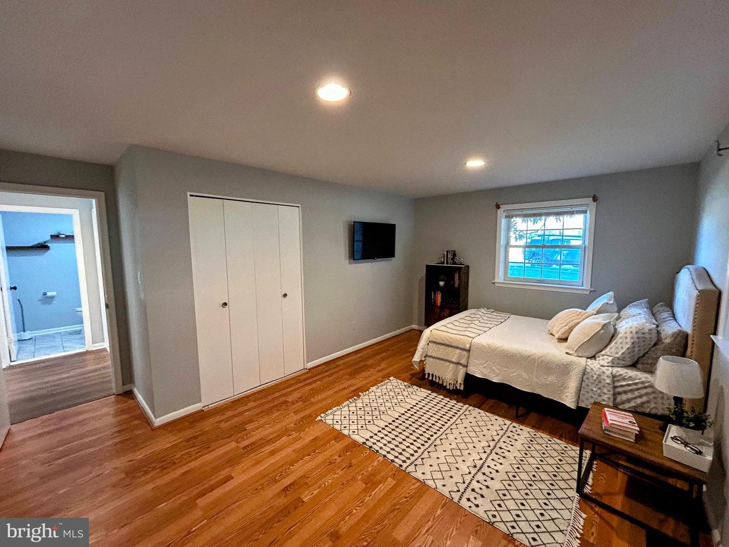 5716 Charlestowne Drive photo 25