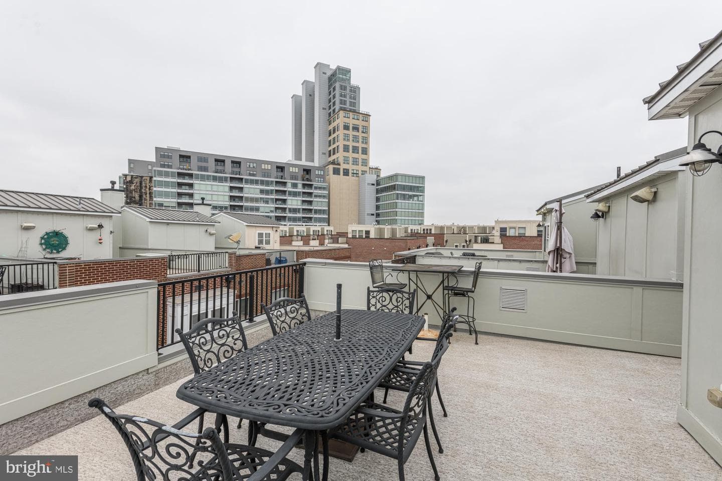 1404 Harper Street photo 28