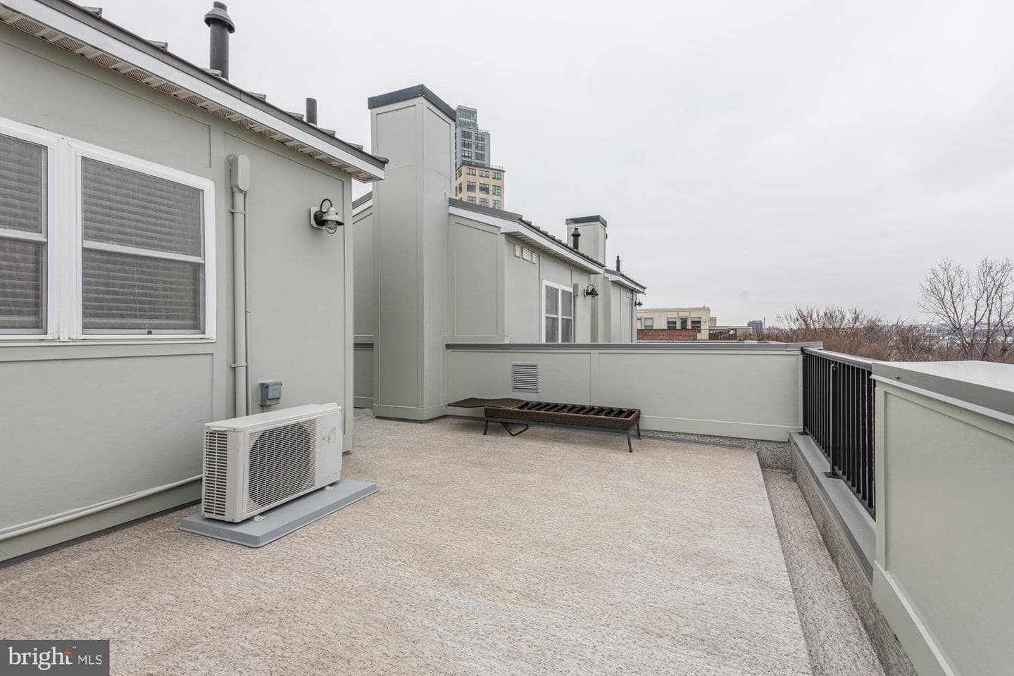 1404 Harper Street photo 29