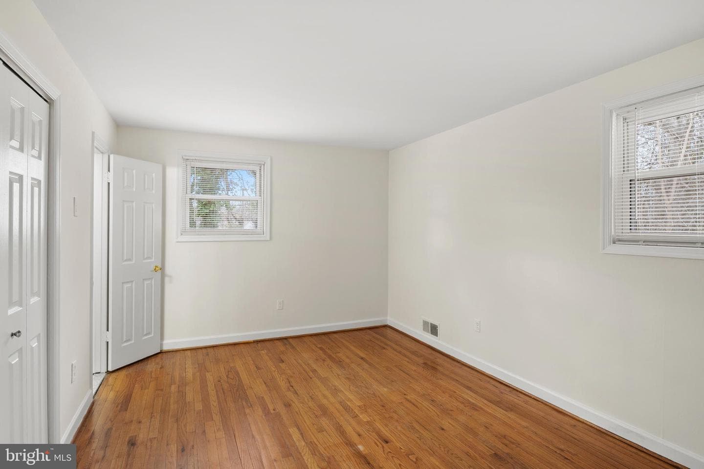 5930 Plumer Avenue photo 13