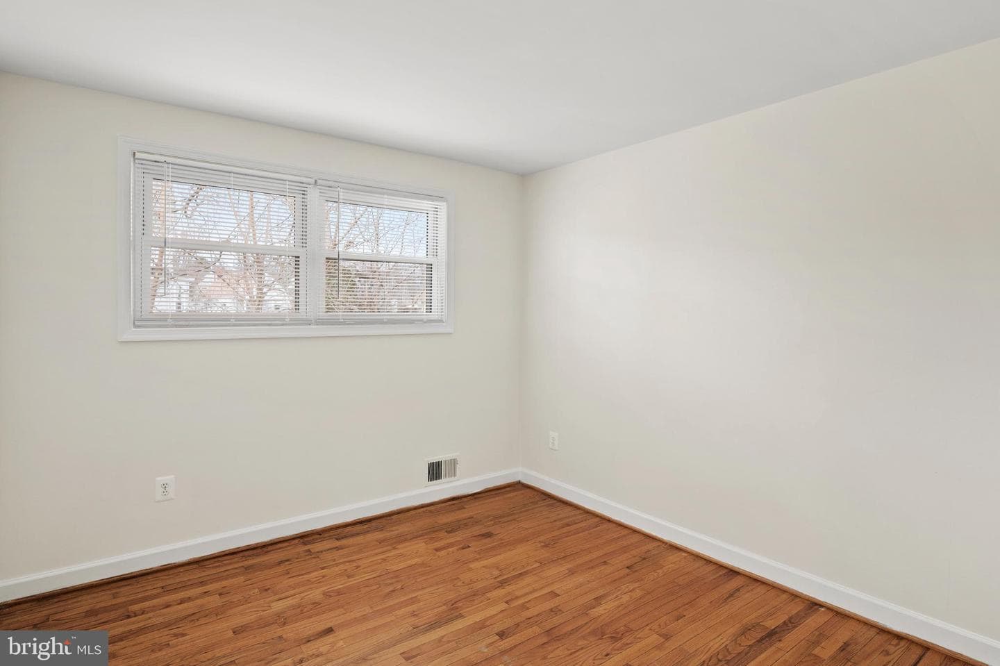 5930 Plumer Avenue photo 16