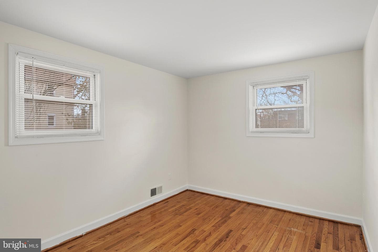 5930 Plumer Avenue photo 17