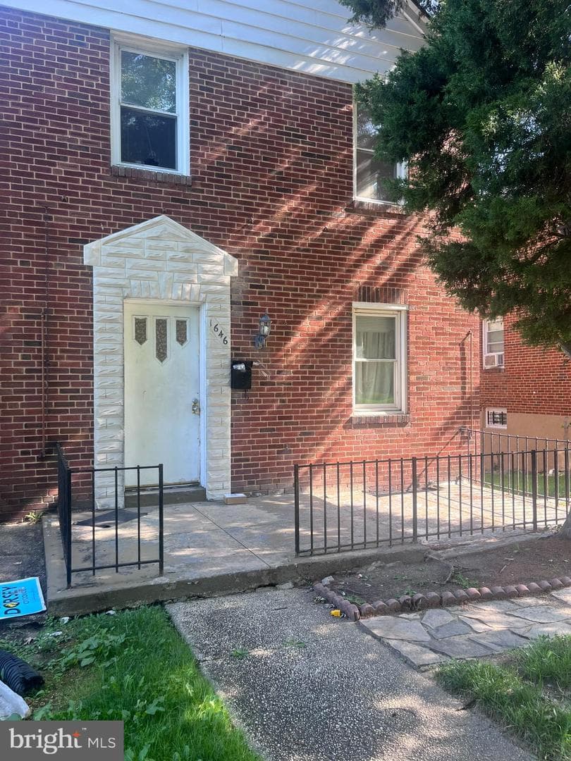1646 Northwick Road