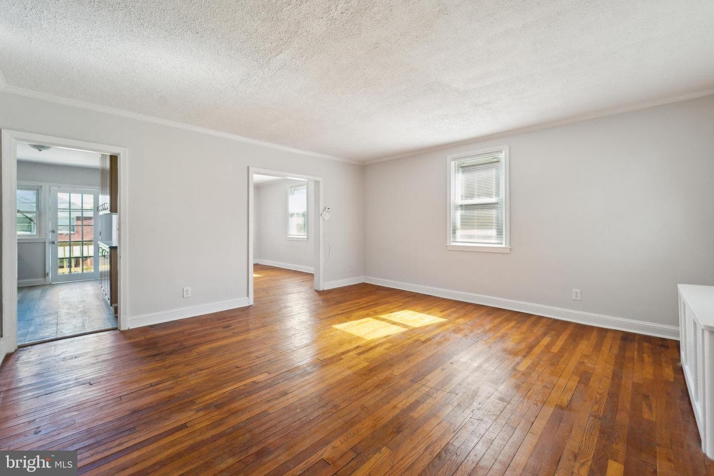 1646 Northwick Road photo 6