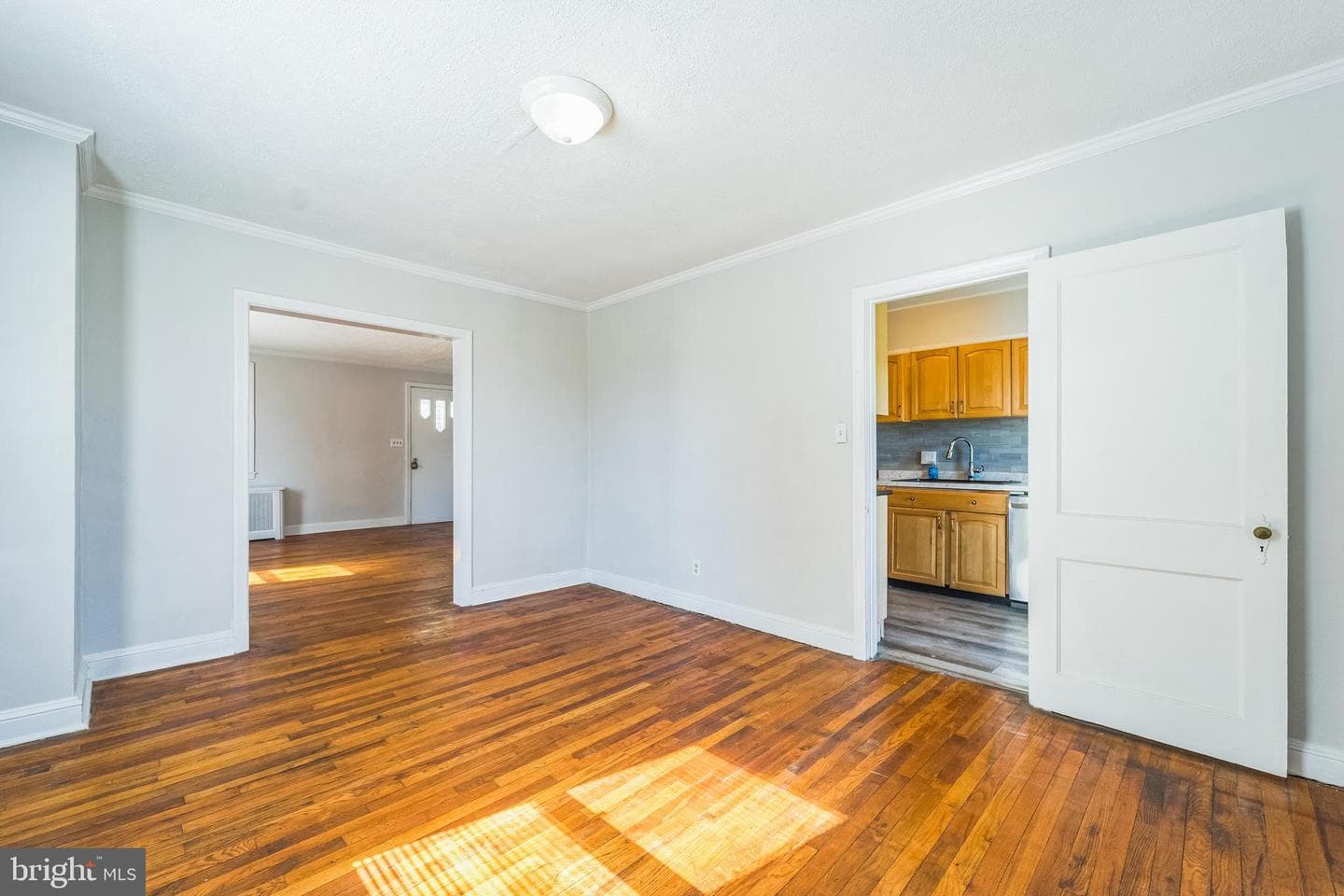 1646 Northwick Road photo 7