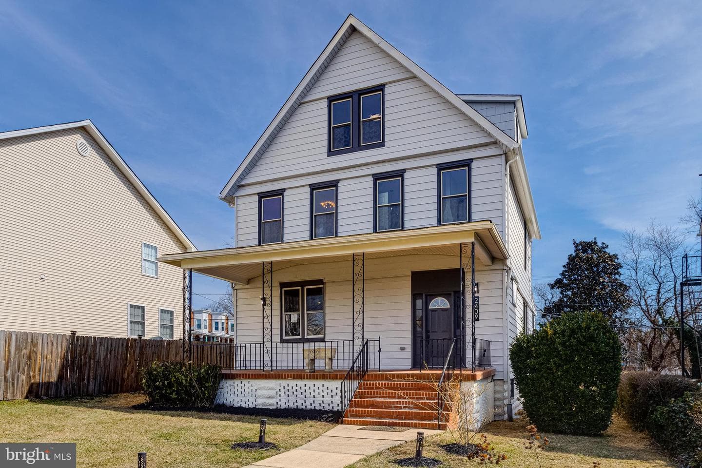 2409 Garrison Boulevard photo 2