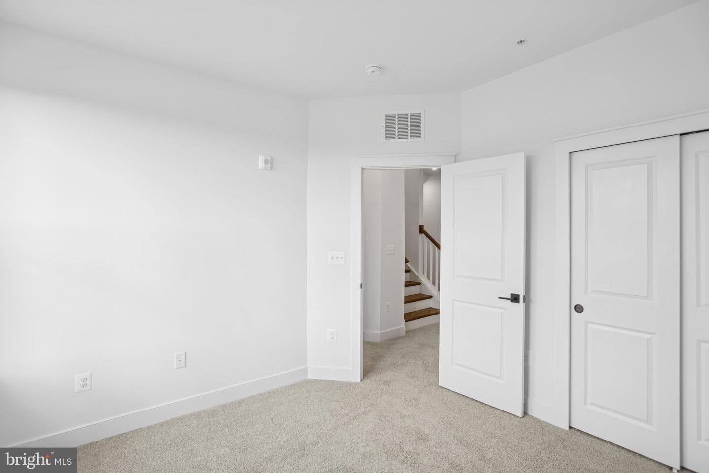 124b Locke St Mews #lot 2027 photo 24