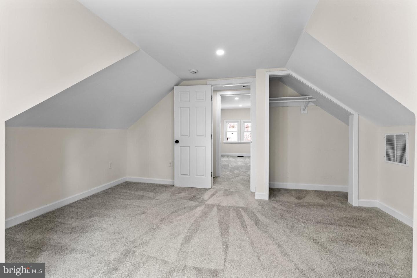 509 Mccabe Avenue photo 23