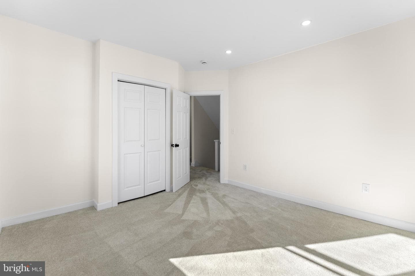 509 Mccabe Avenue photo 34