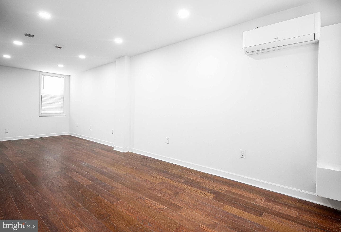 423 N Highland Avenue photo 9