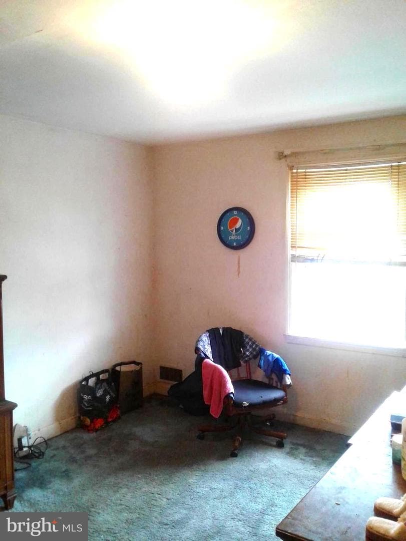 4703 Post Road photo 15