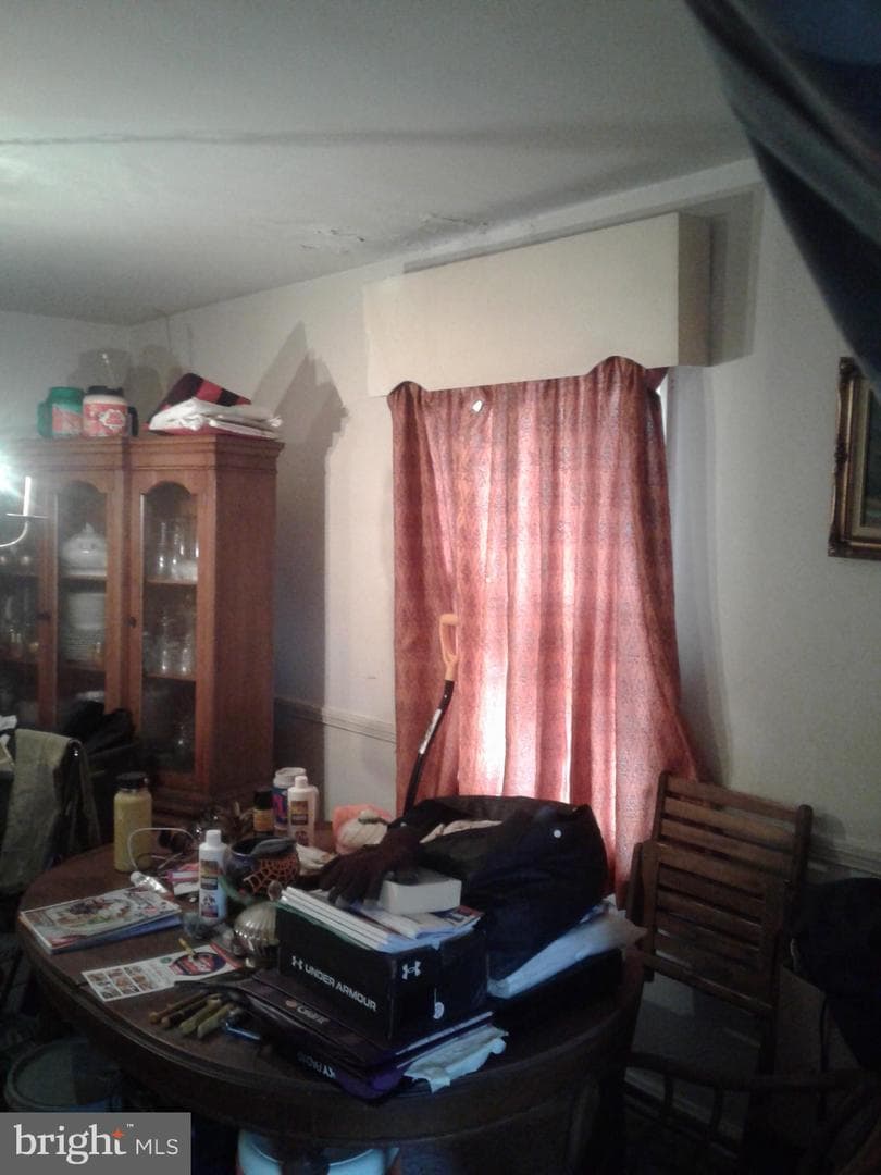 4703 Post Road photo 7