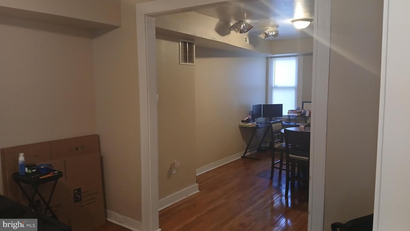 1022 N Bentalou Street photo 3