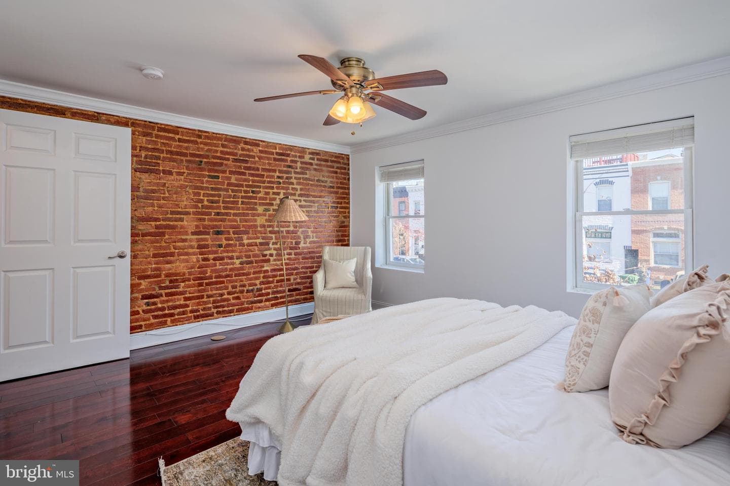 2211 Essex Street photo 15