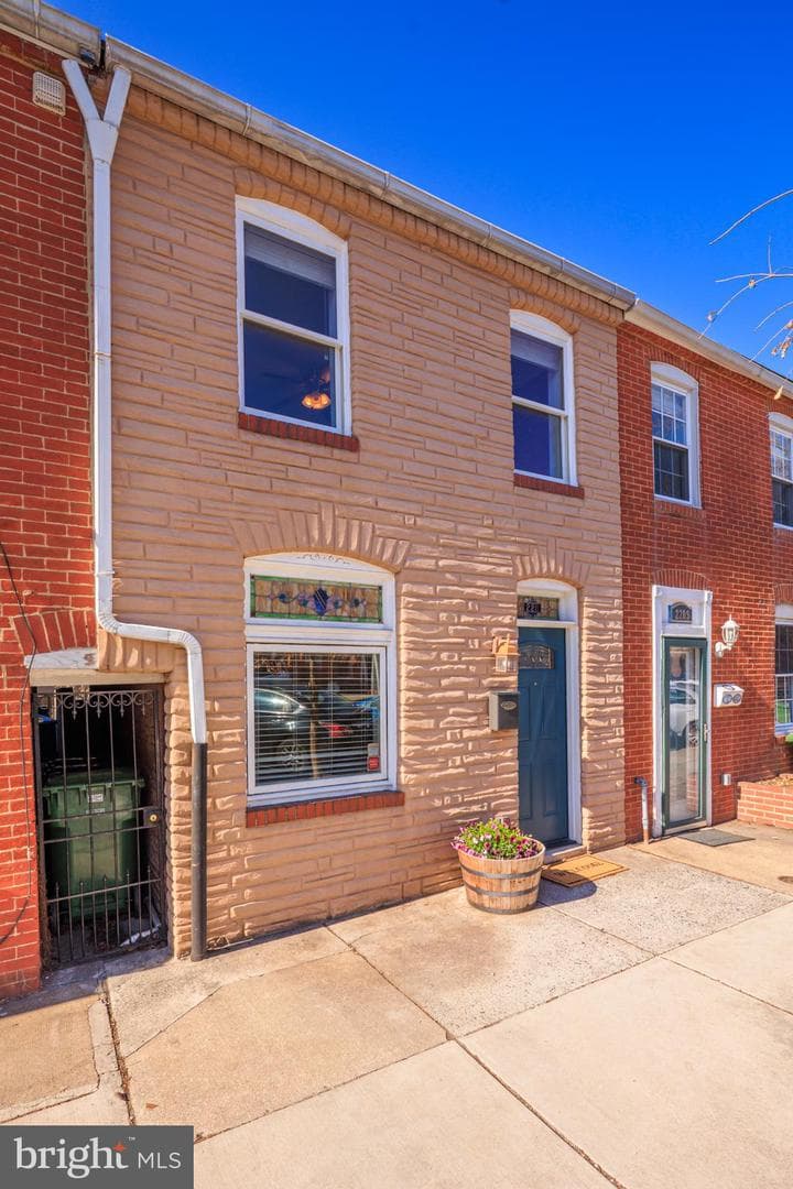 2211 Essex Street photo 27
