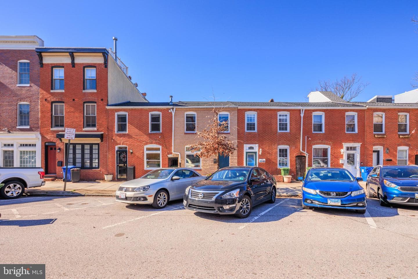 2211 Essex Street photo 29