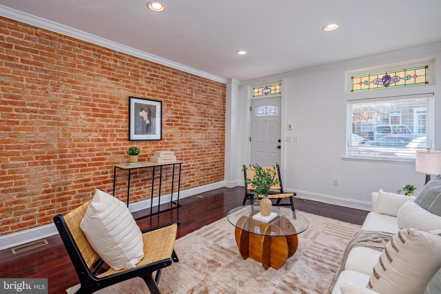 2211 Essex Street photo 4