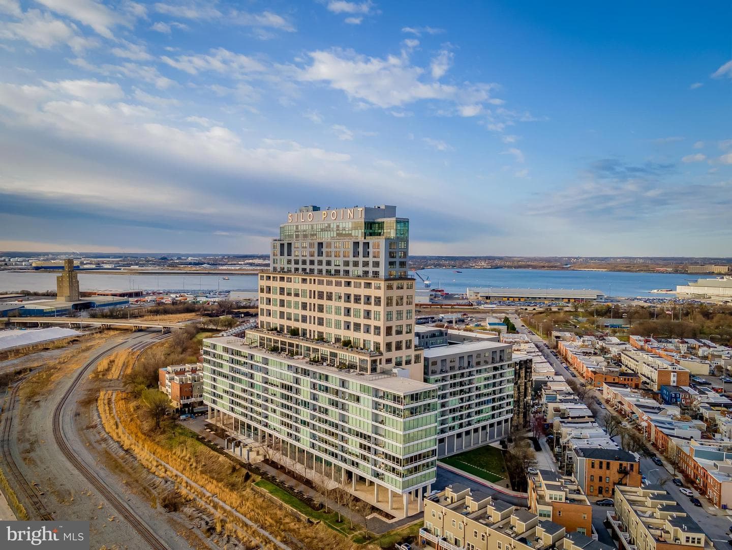 1200 Steuart Street #614 photo 29