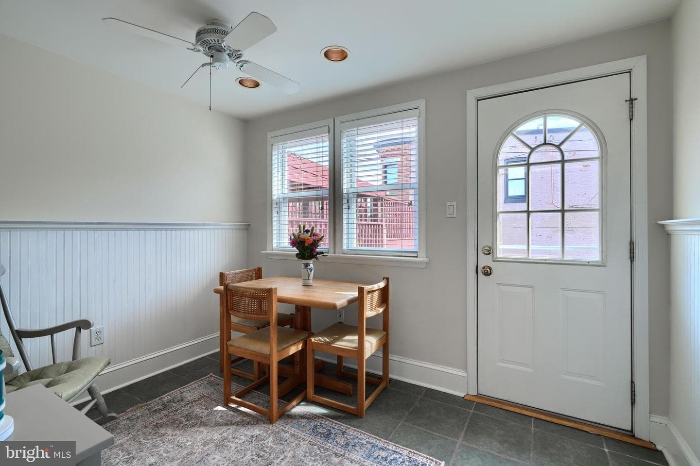 509 E Randall Street photo 13
