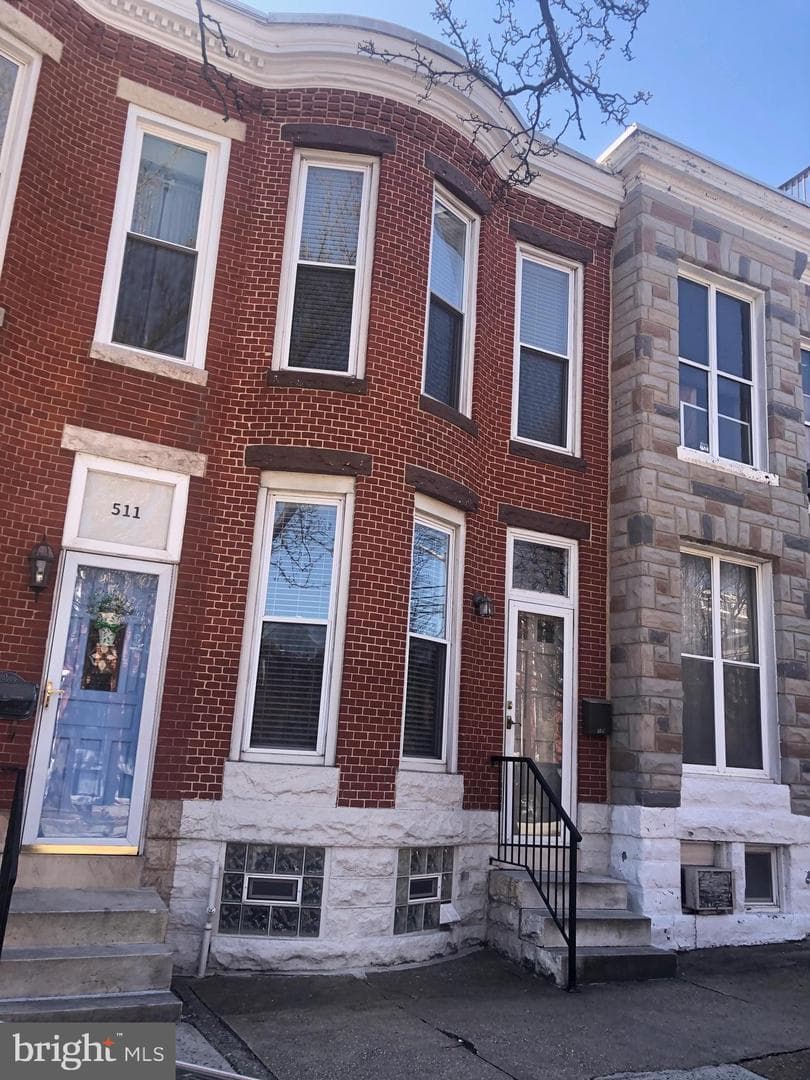 509 E Randall Street photo 2