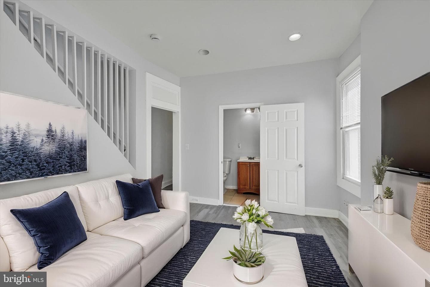 400 N Curley Street photo 7