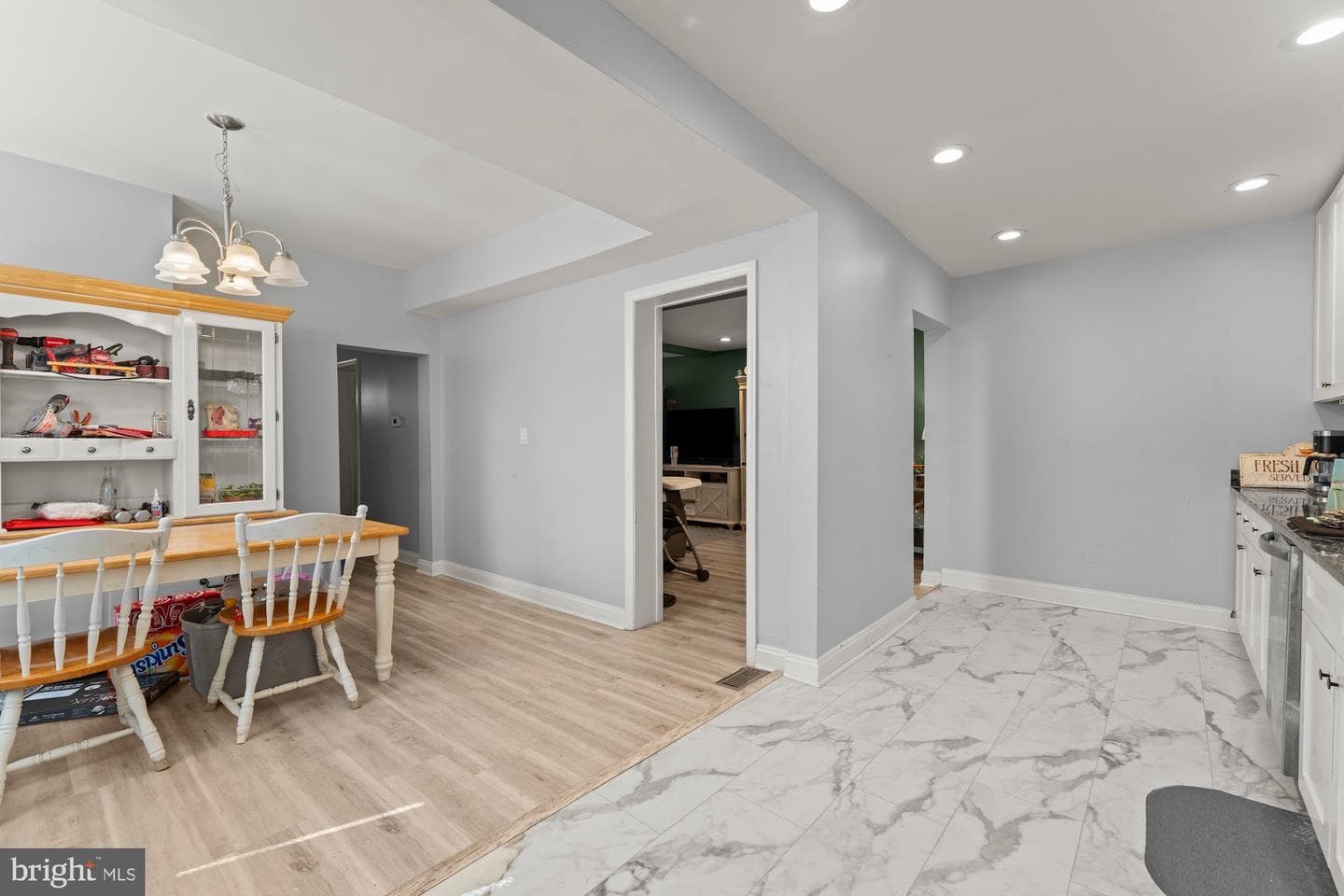 4004 Fleetwood Avenue photo 10