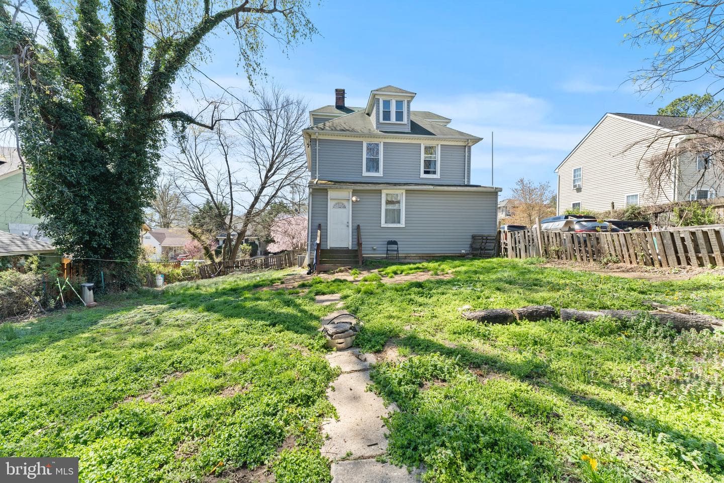 4004 Fleetwood Avenue photo 3
