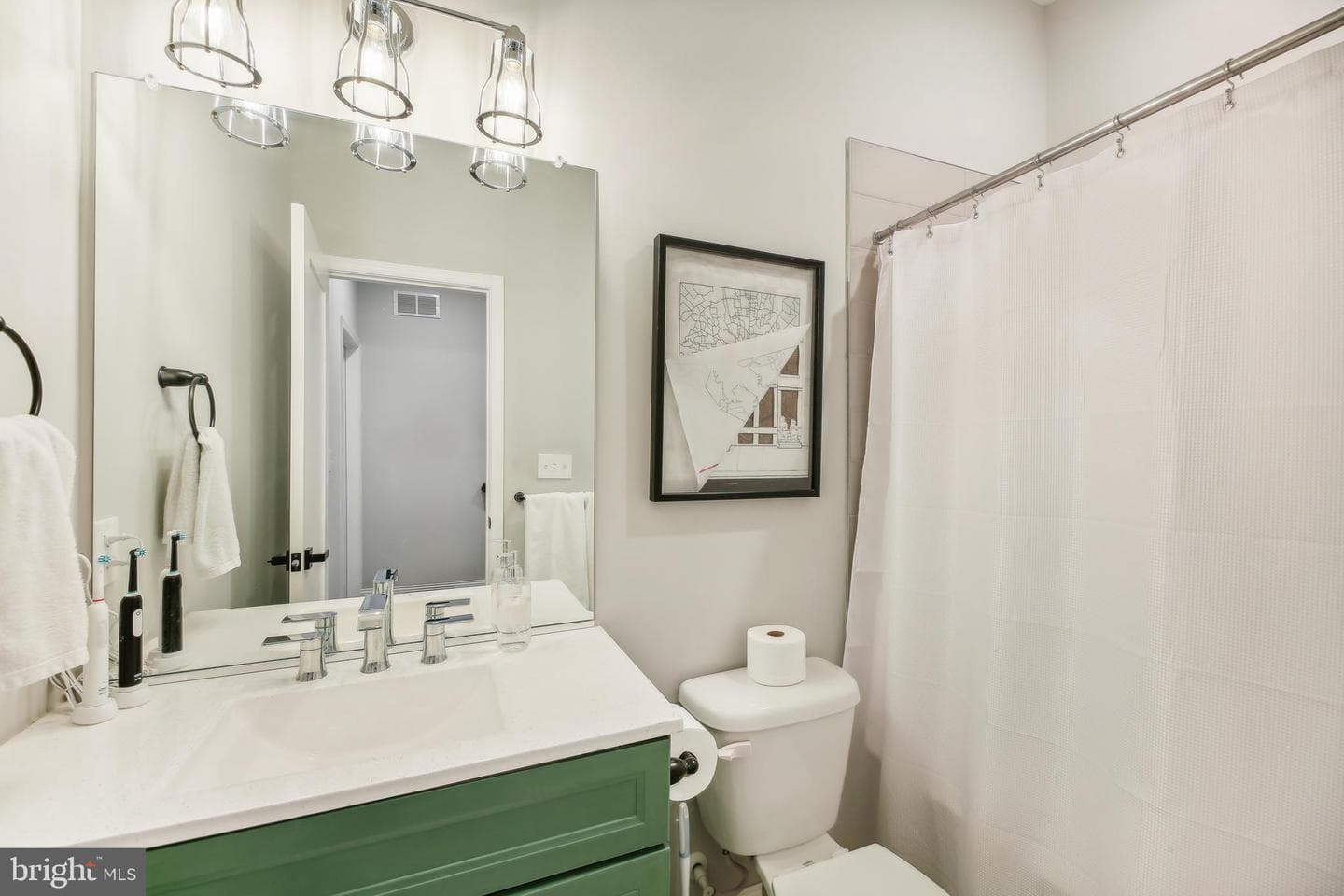 724 Dolphin Street photo 21