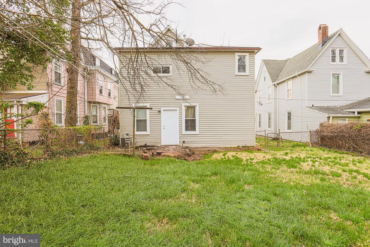 514 E 41st Street photo 6