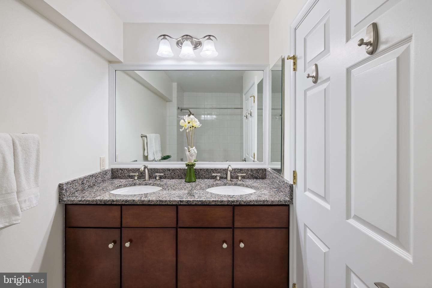 100 Harborview Drive #910 photo 22