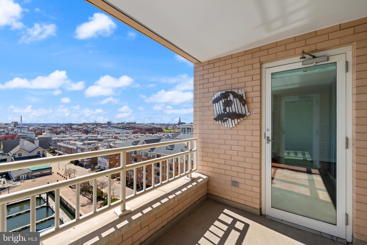 100 Harborview Drive #910 photo 27