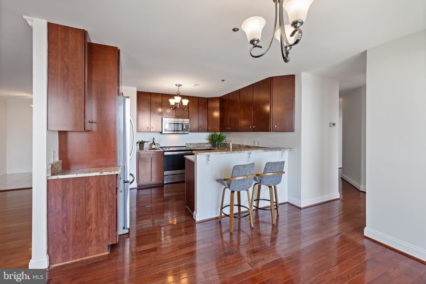100 Harborview Drive #910 photo 6