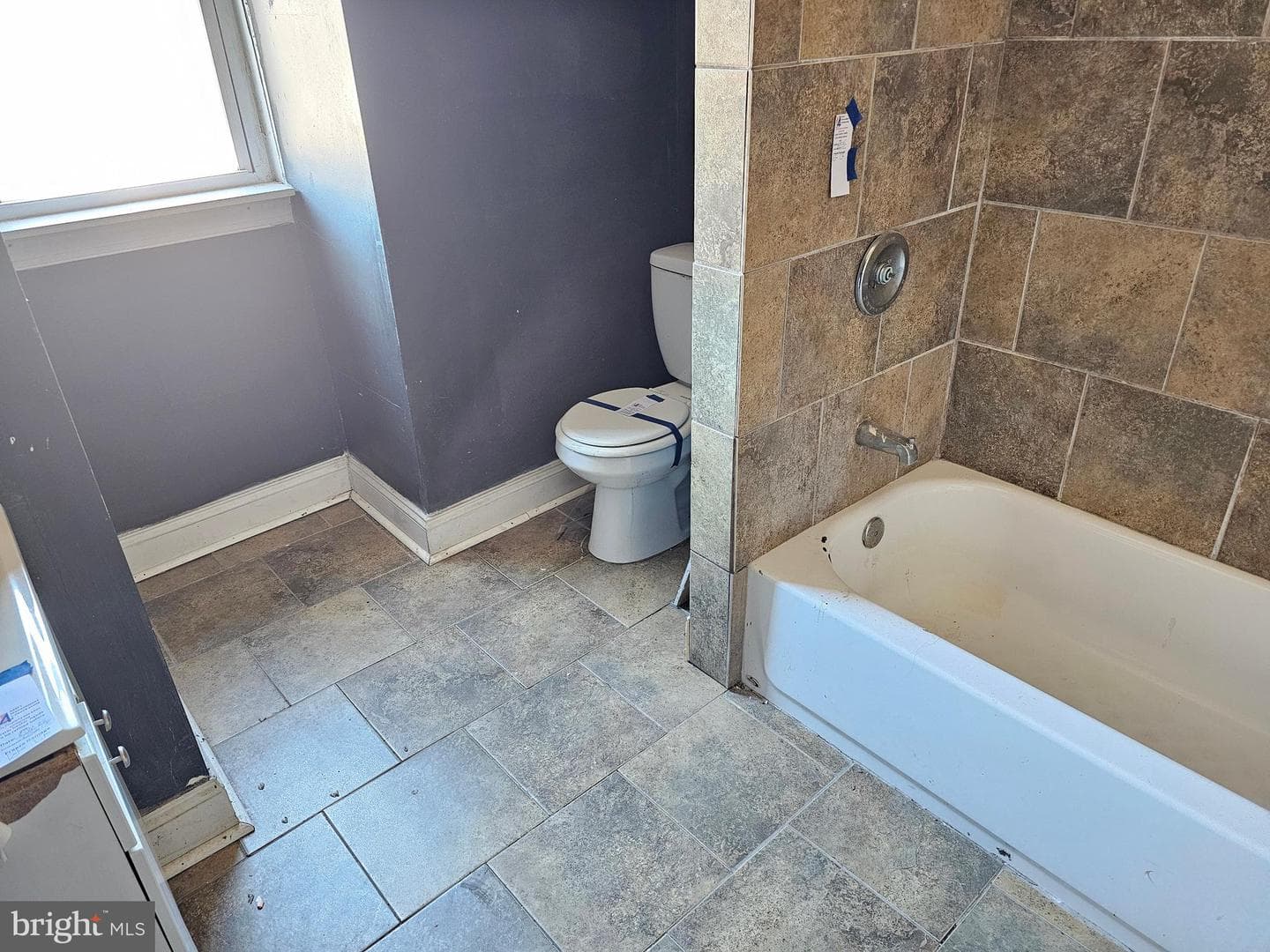 1824 Ashburton Street photo 14