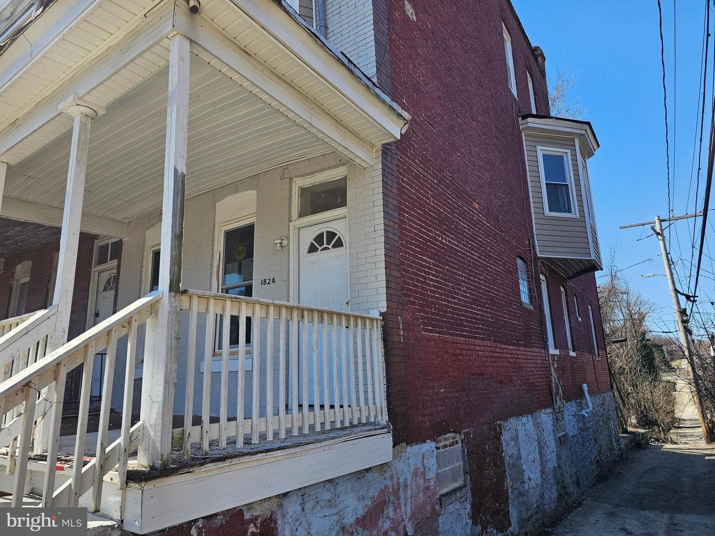 1824 Ashburton Street photo 3