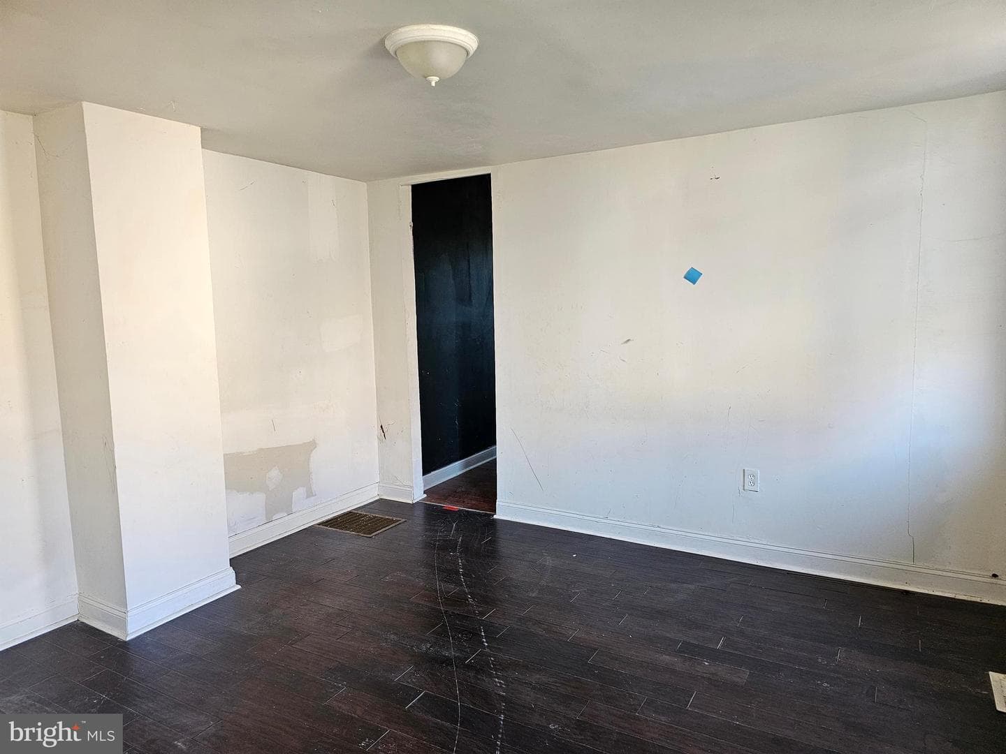 1824 Ashburton Street photo 8