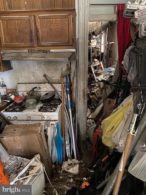 2953 Miles Avenue photo 6