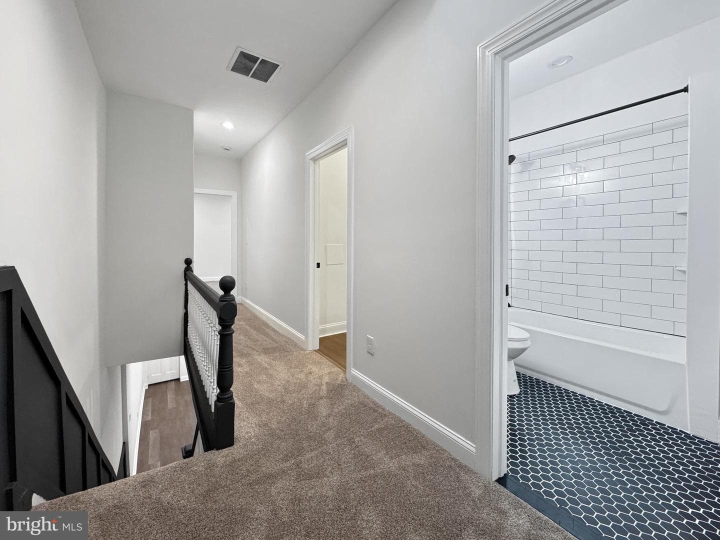 1231 S Carey Street photo 13