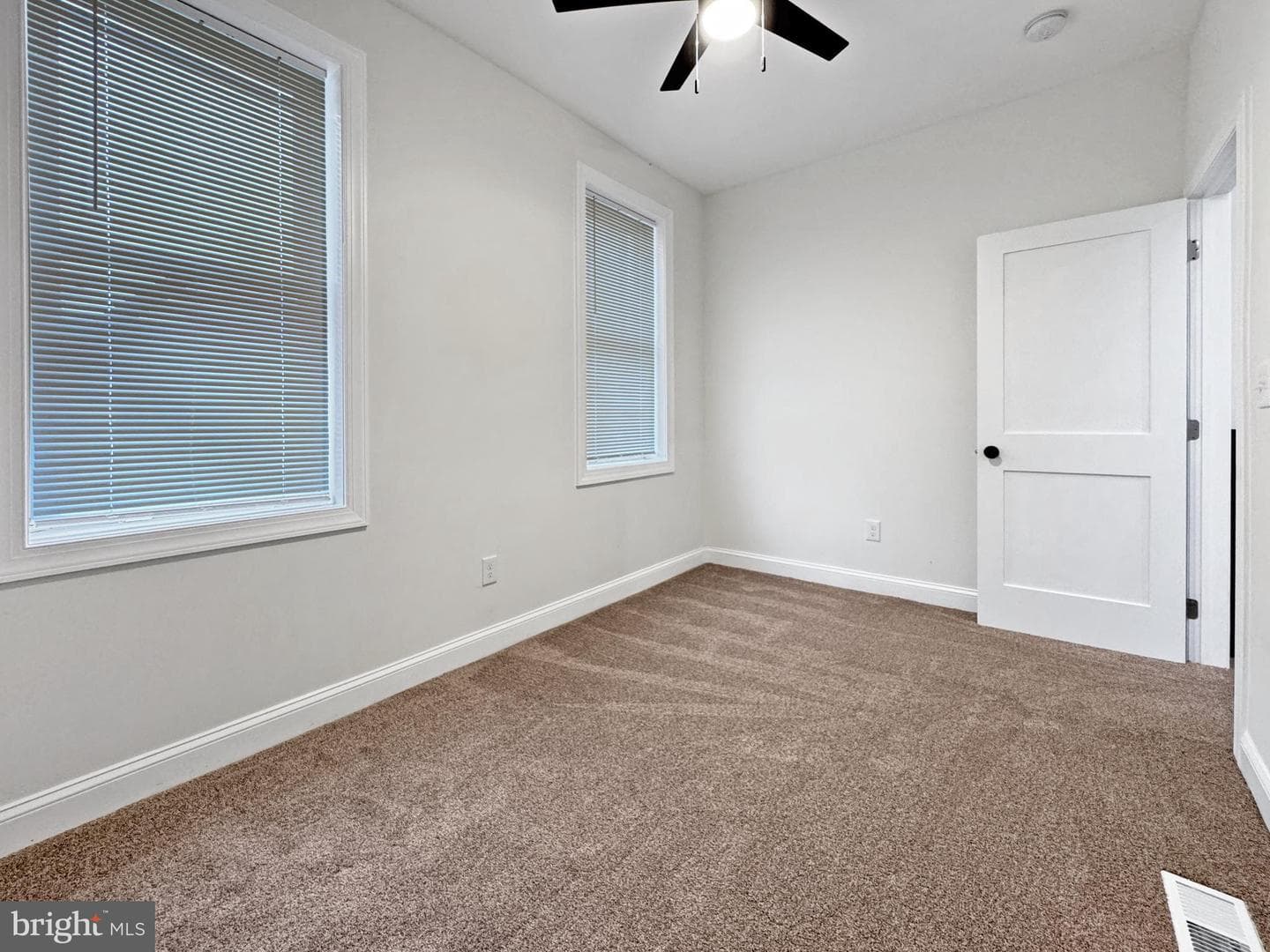 1231 S Carey Street photo 14