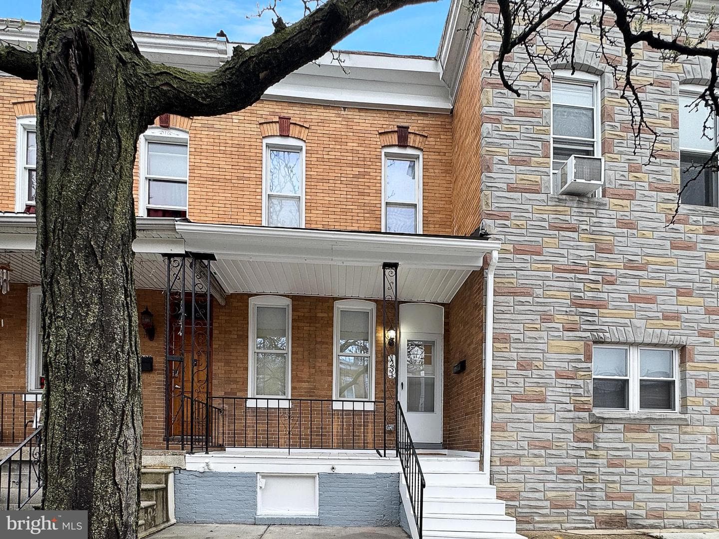 1231 S Carey Street photo 2