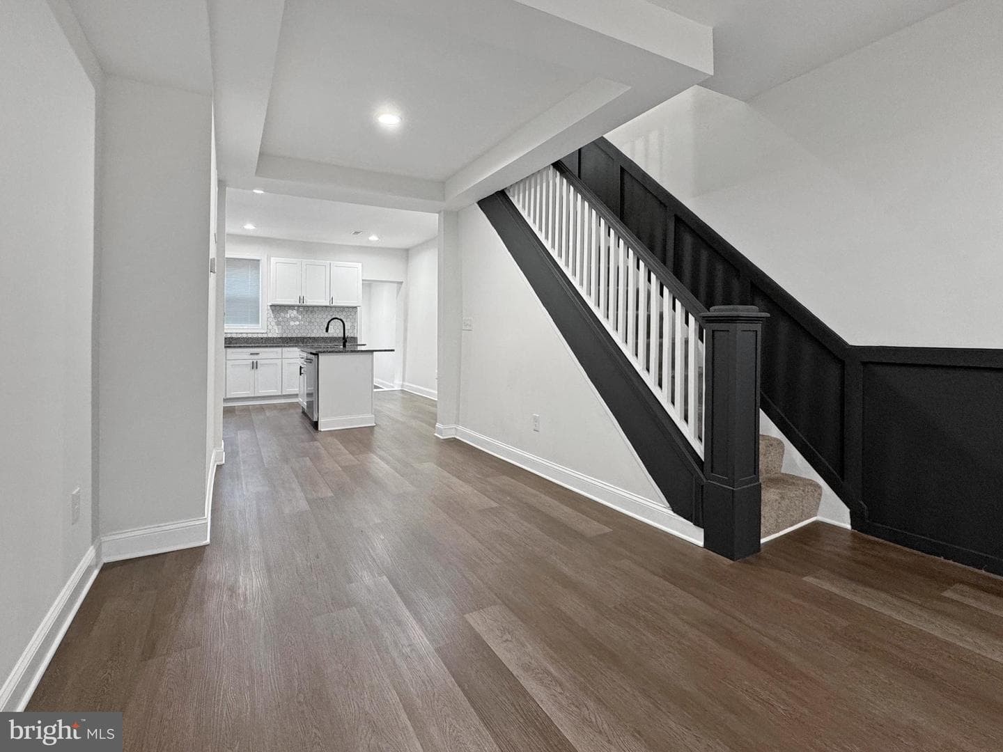 1231 S Carey Street photo 5