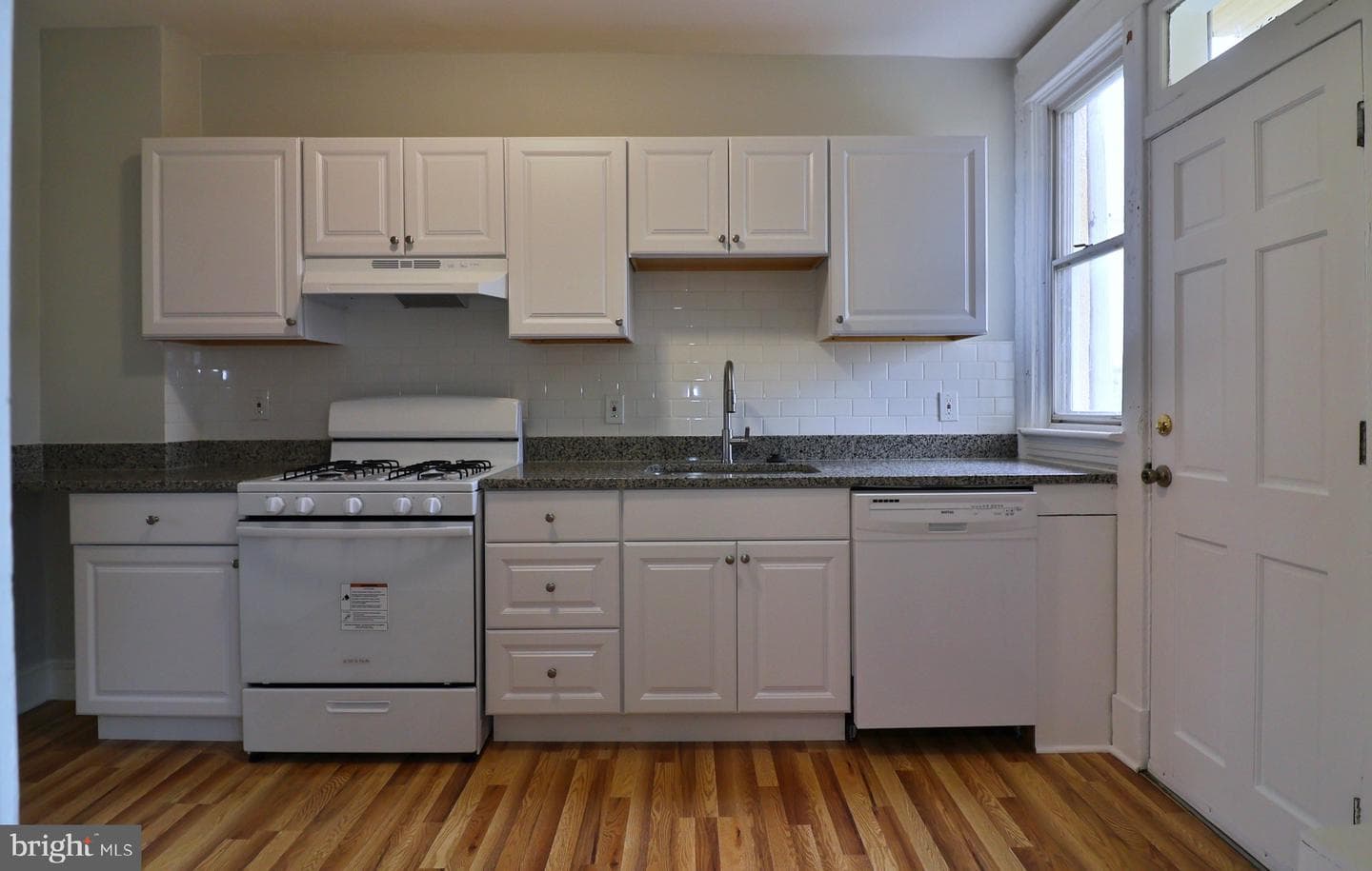 1532 N Pulaski Street photo 5