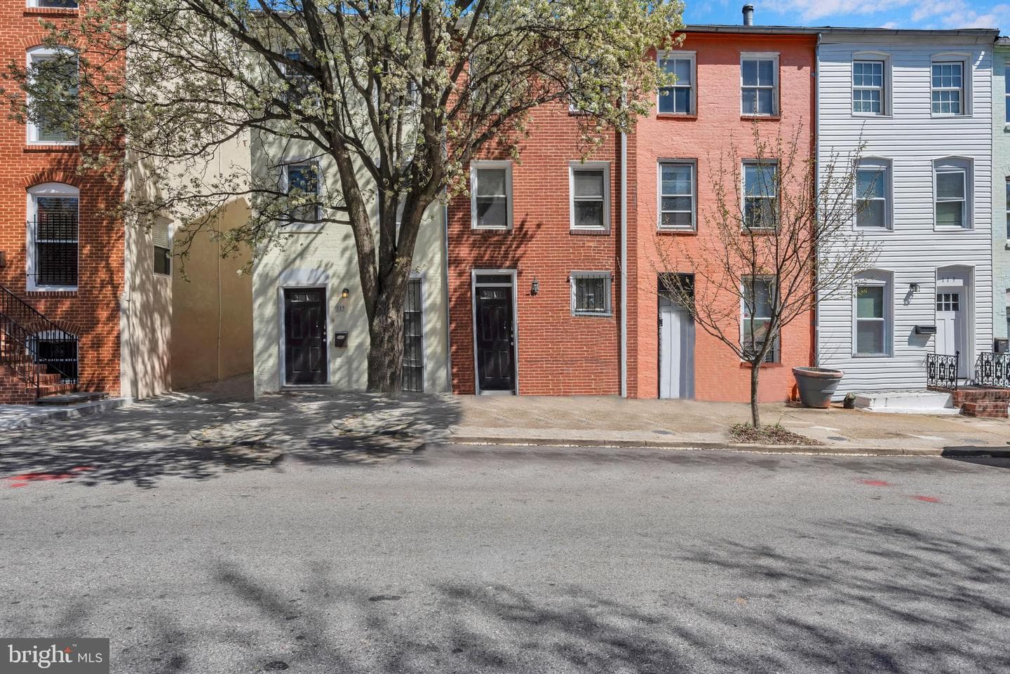 113 S Arlington Avenue photo 2