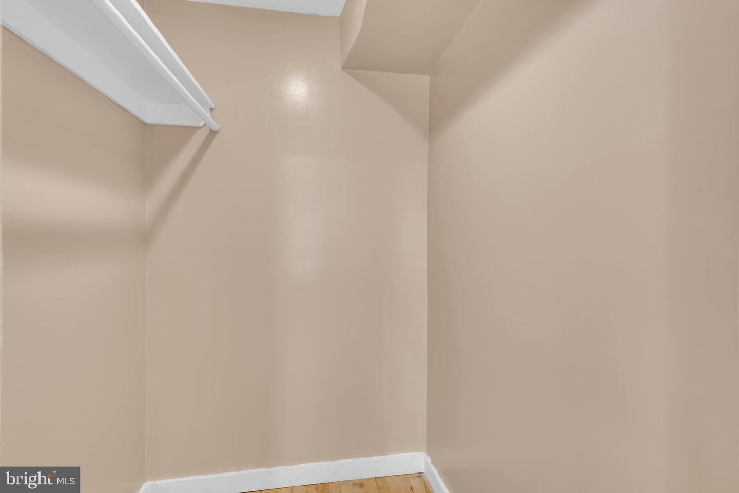 113 S Arlington Avenue photo 20