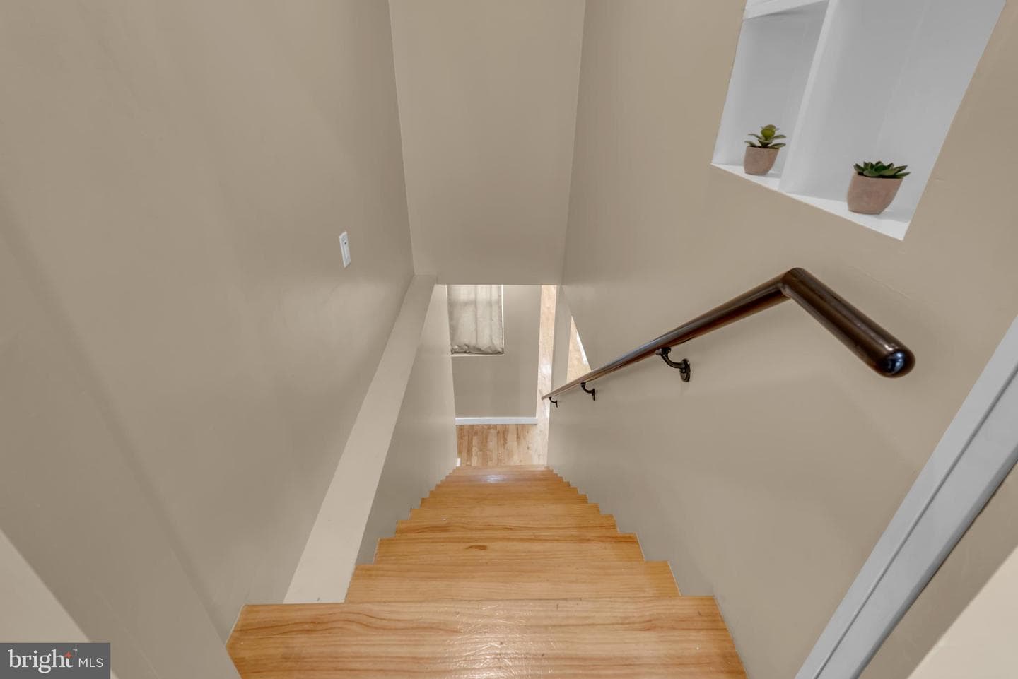113 S Arlington Avenue photo 38
