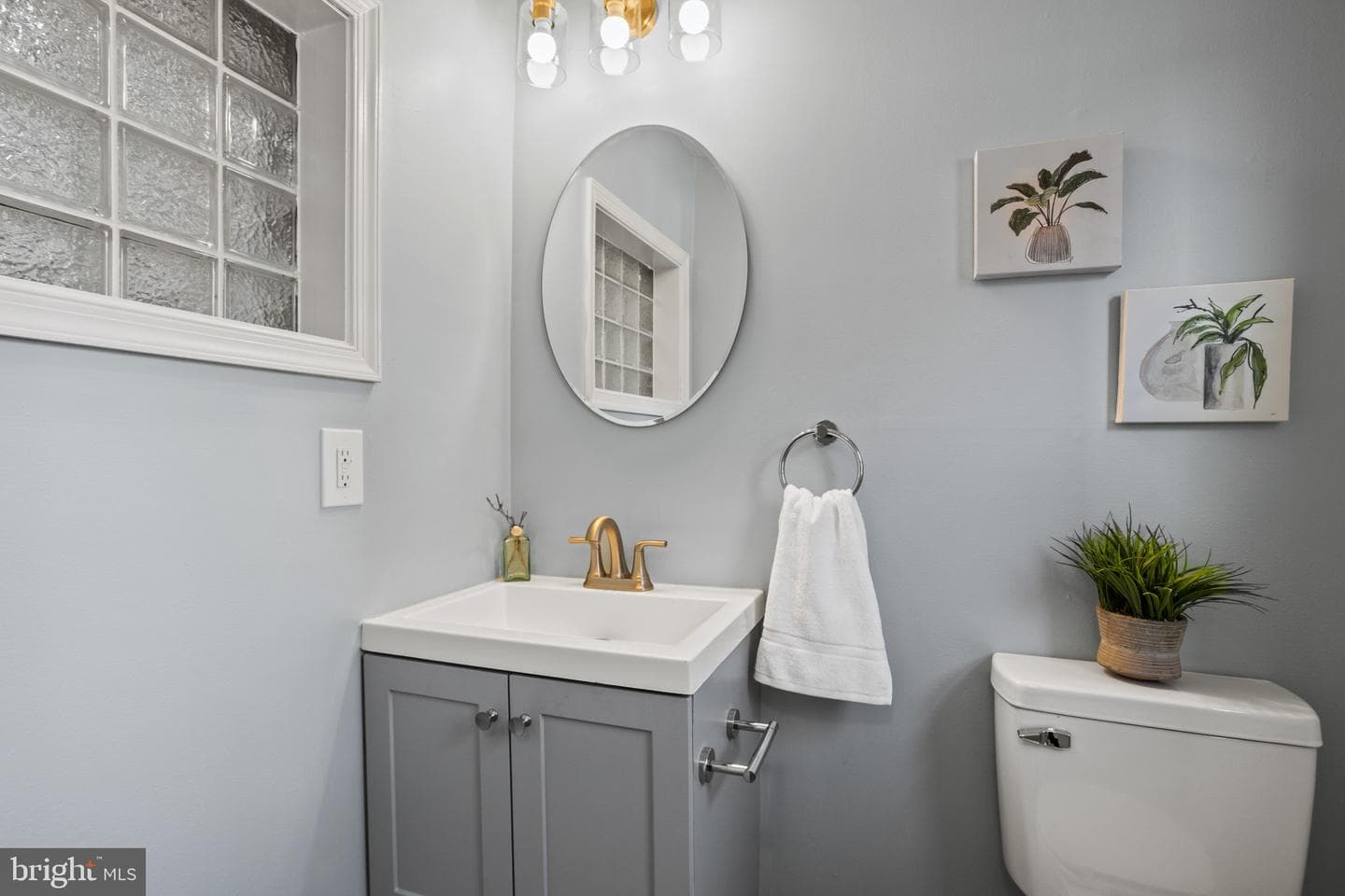 1432 Andre Street photo 12