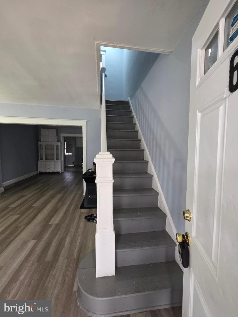 67 N Monastery Avenue photo 4