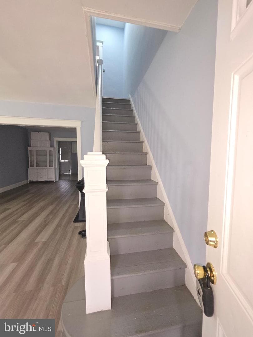 67 N Monastery Avenue photo 5