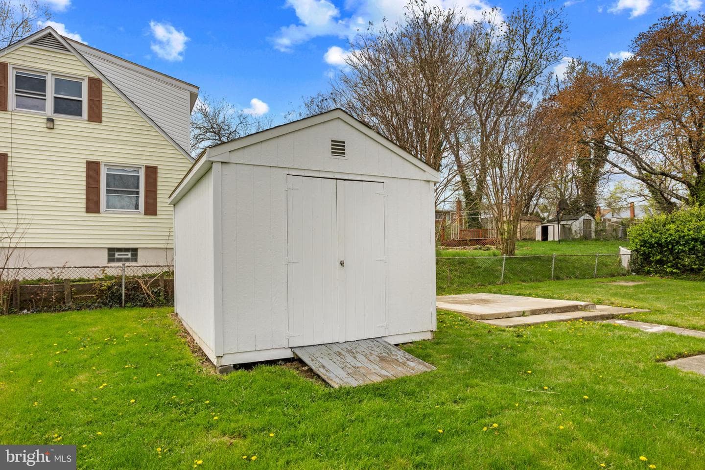 5427 Daywalt Avenue photo 41
