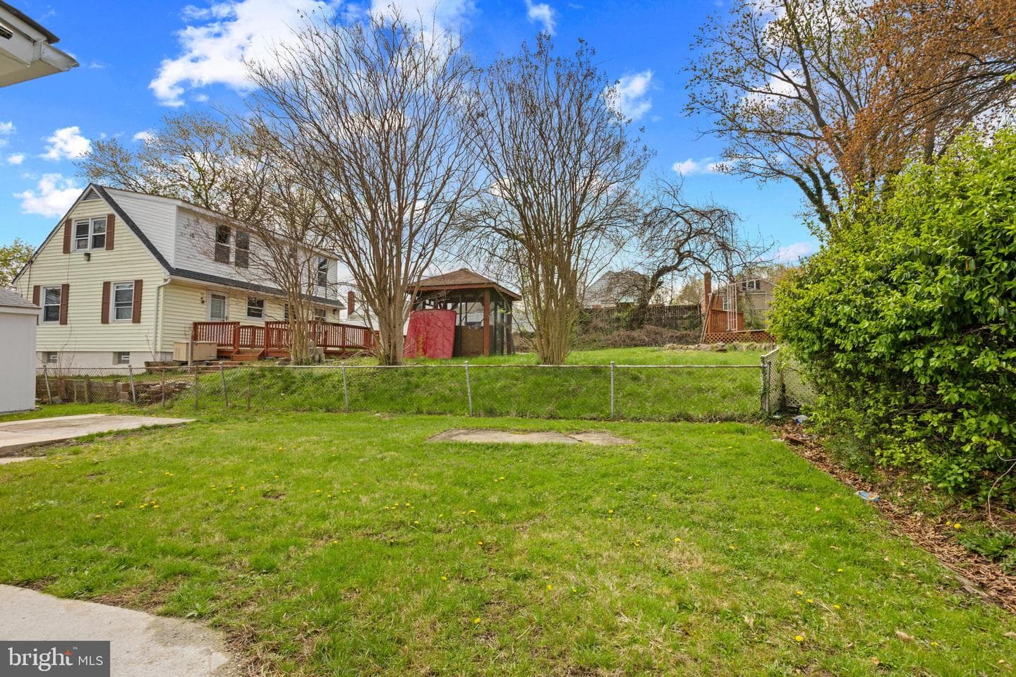 5427 Daywalt Avenue photo 42
