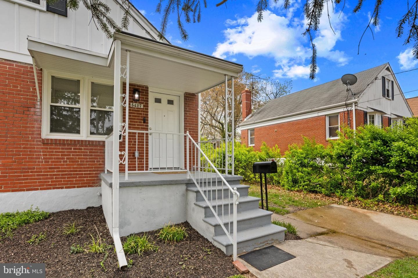 5427 Daywalt Avenue photo 43